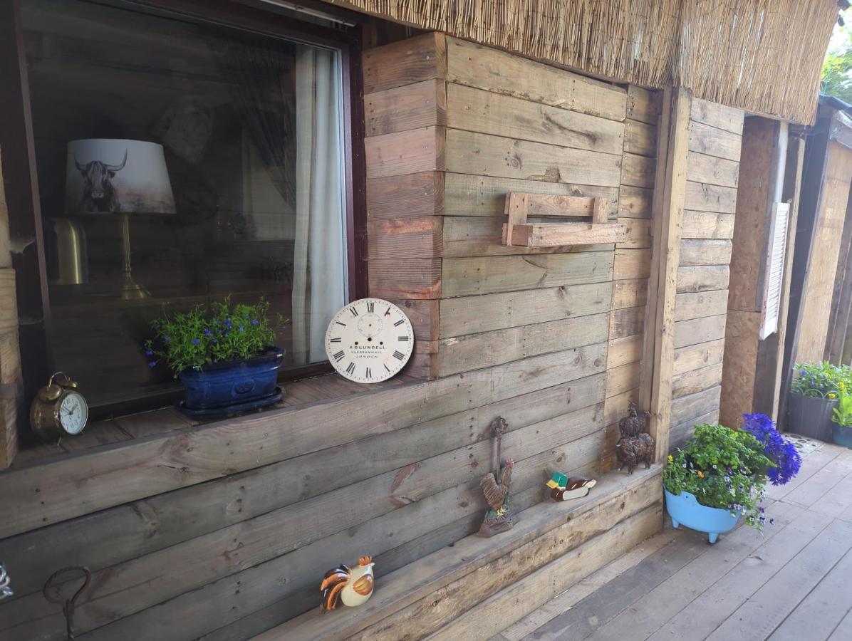 The Old Hay Barn Apartment Bursledon Exterior photo